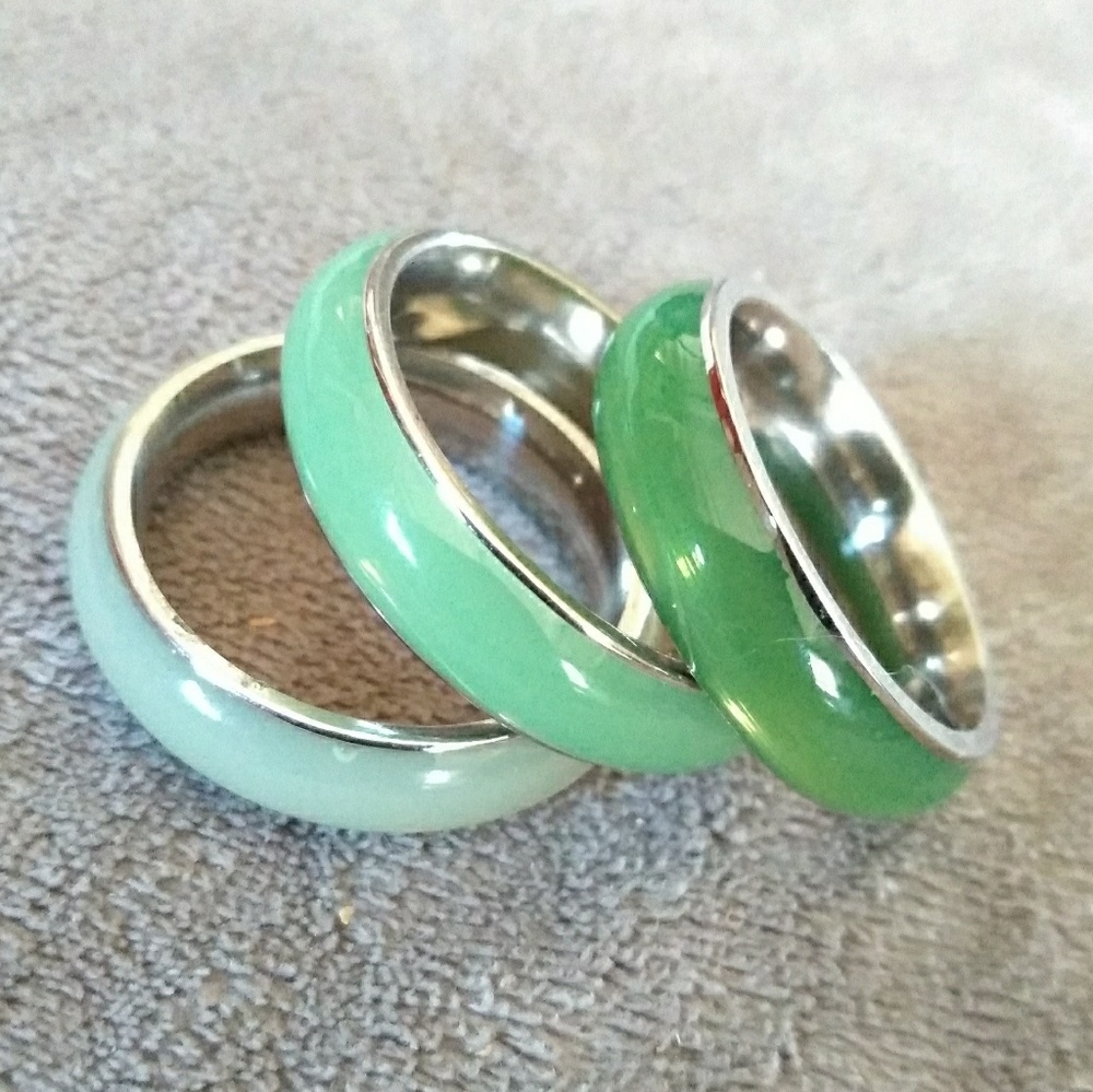 3/$50 Green agate STONE TITANIUM ring bands